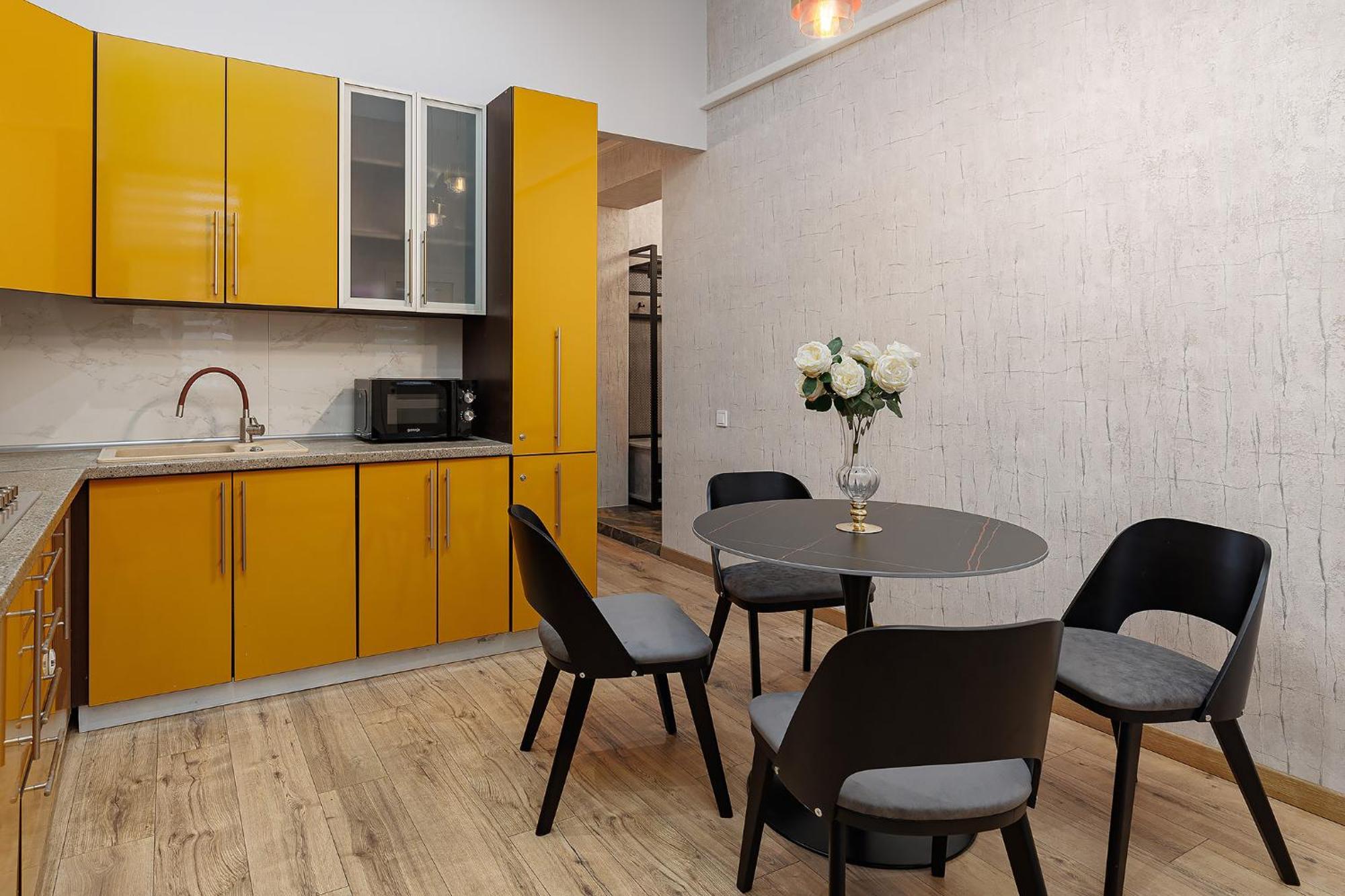 2 - bedroom Apartments Galicia Lviv Buitenkant foto
